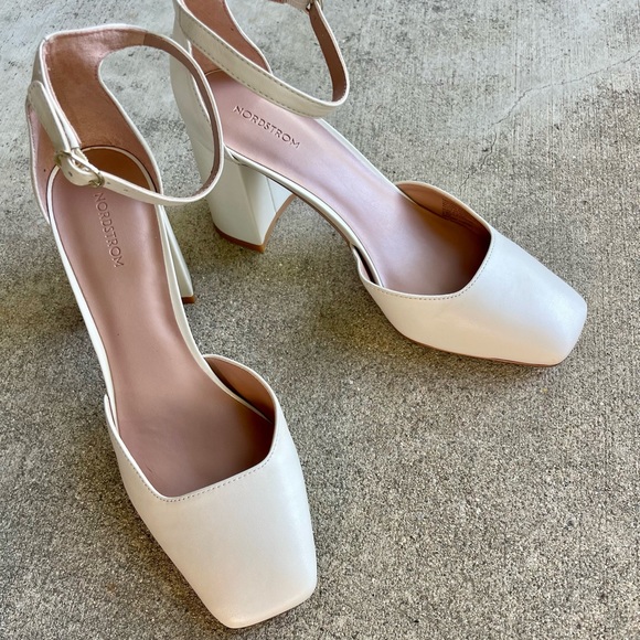 Nordstrom Shoes - Nordstrom Katrina Leather White Buckle D'orsay Courts Block Heel Size 8.5